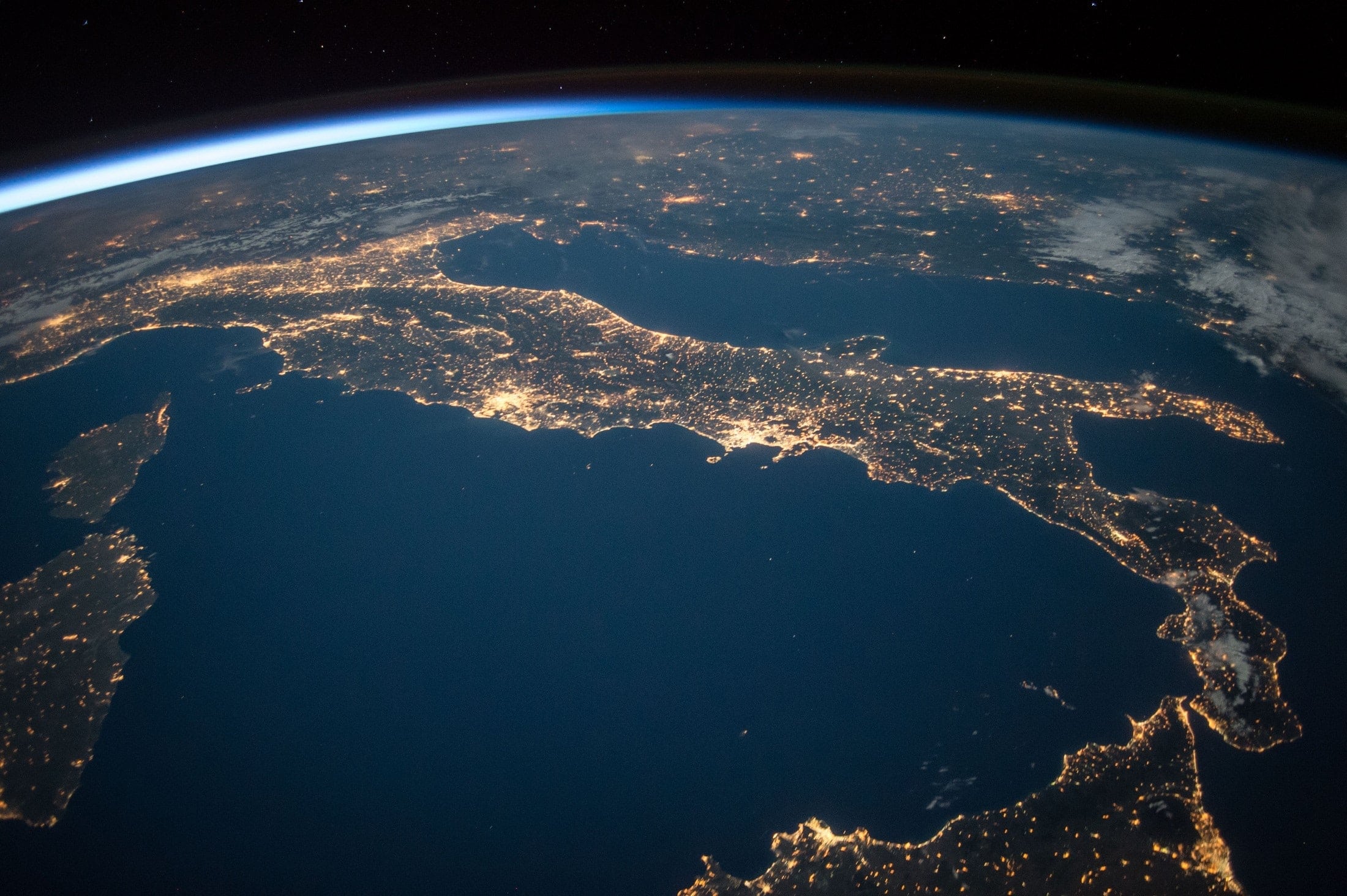 Die Earth Hour verleitet Städte dazu ihre Lichter auszuschalten.