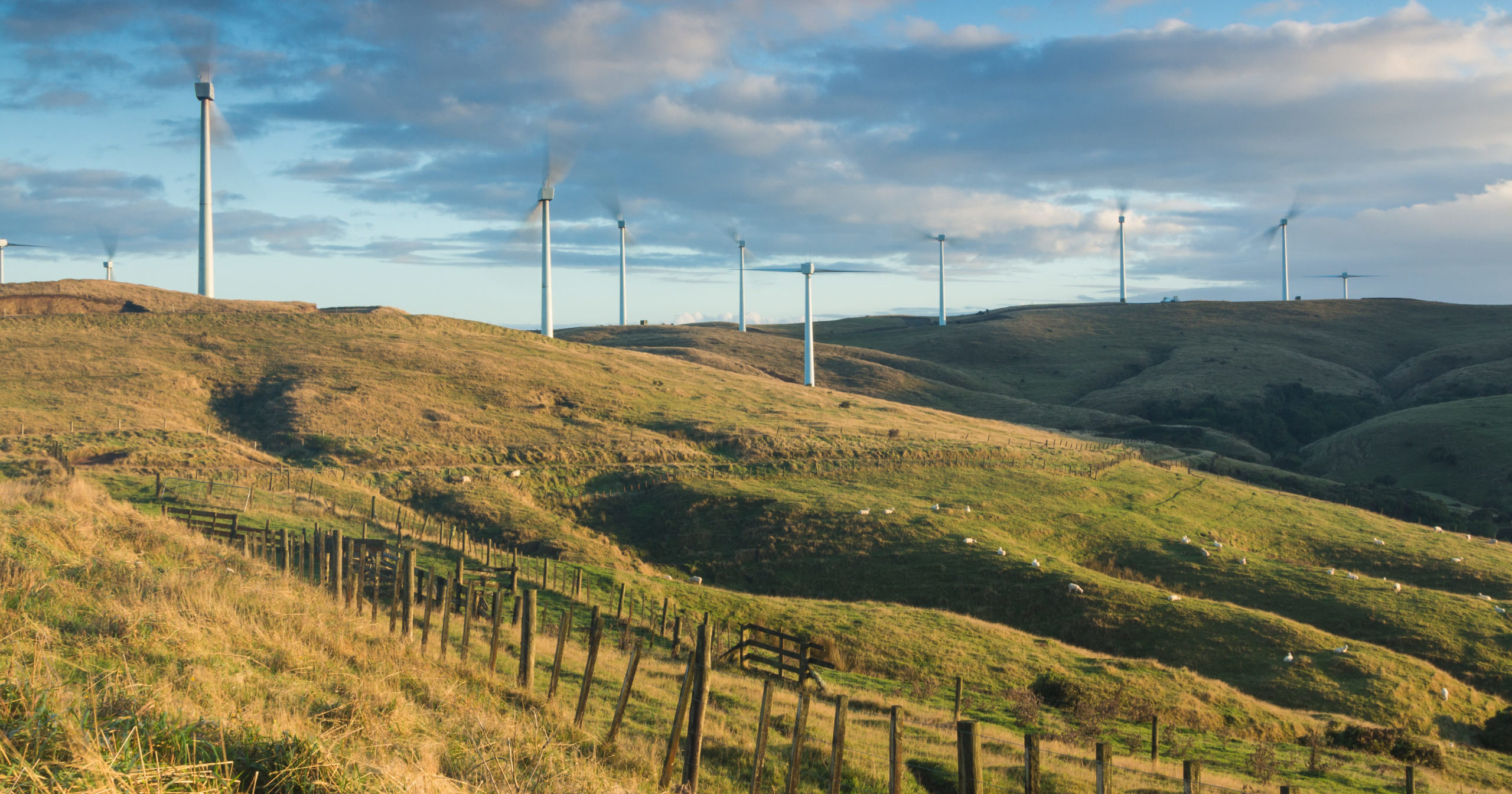 Auf dem ersten afrikanischen Klimagipfel stellt Kenia ambitionierte Klimaziele vor: Bis 2030 will das Land zu 100 Prozent auf erneuerbare Energien umsteigen.