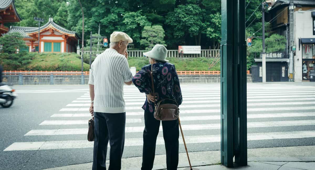 Im japanischen Restaurant of Mistaken Orders zeigen Kellner:innen mit Demenz, dass sie weiterhin Teil der Gesellschaft sein können.