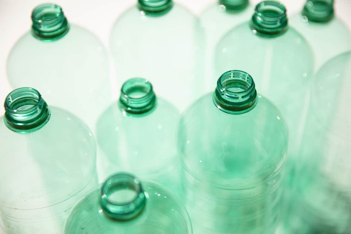 Neues Enzym hilft beim Abbau von Plastik und ist dank seiner Eigenschaften besonders effizient.