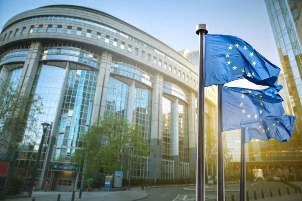 Mit der globalen Mindeststeuer erhöhen sich die Steuereinnahmen in Deutschland zwischen 2024 und 2026 um circa drei Milliarden Euro.