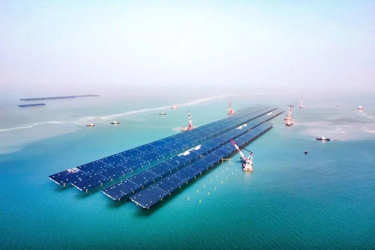 schwimmende Solaranlage in China