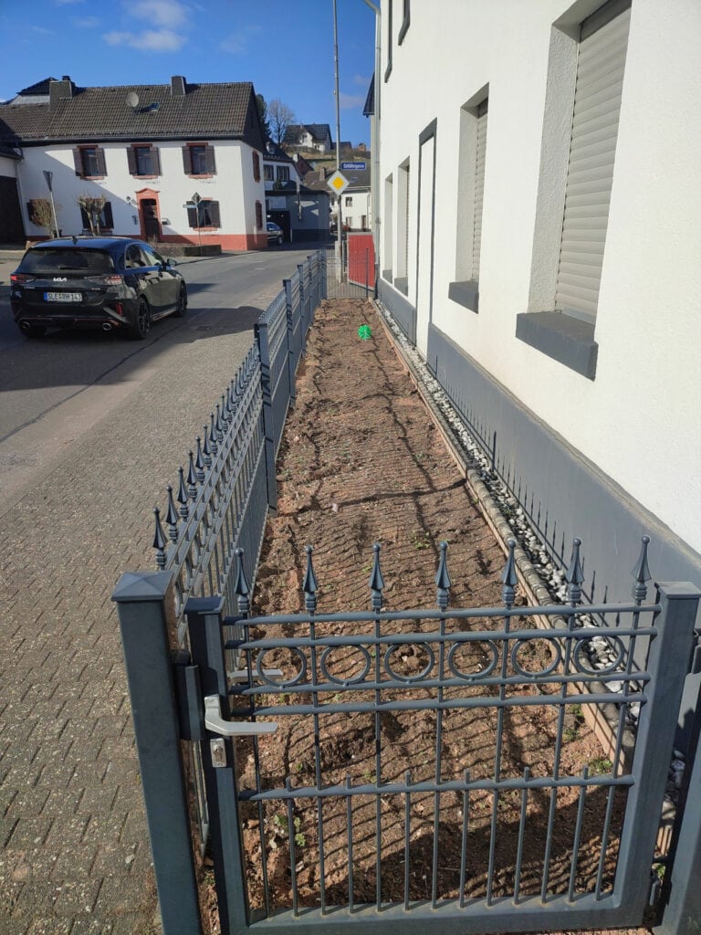 Der Landkreis Euskirchen setzt ein Zeichen für Klimaschutz und Artenvielfalt. Der Landkreis Euskirchen setzt ein Zeichen für Klimaschutz und Artenvielfalt.