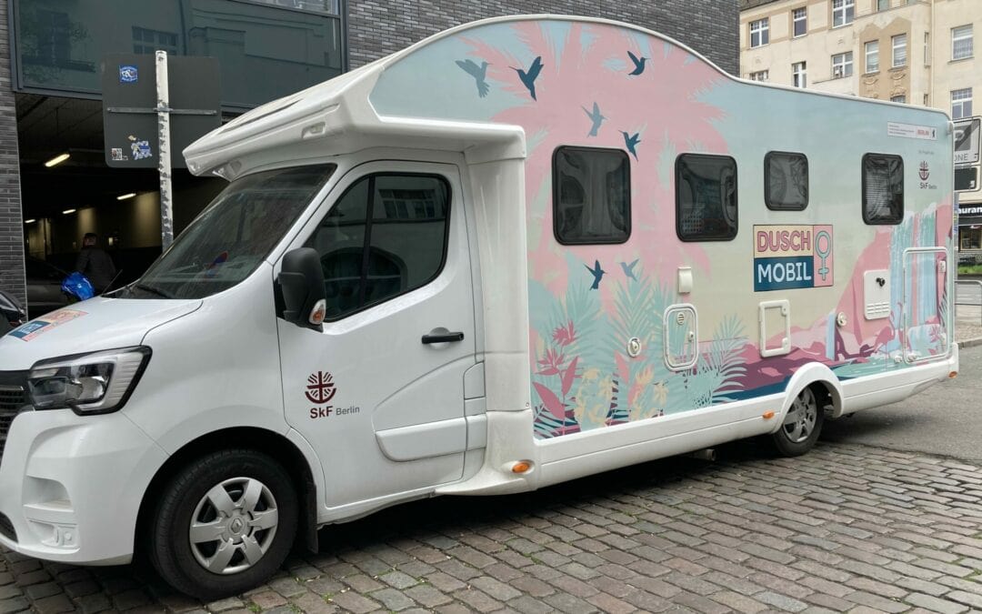 Duschmobil „Seifenbüchse“: Hygienische Unterstützung für obdachlose Frauen