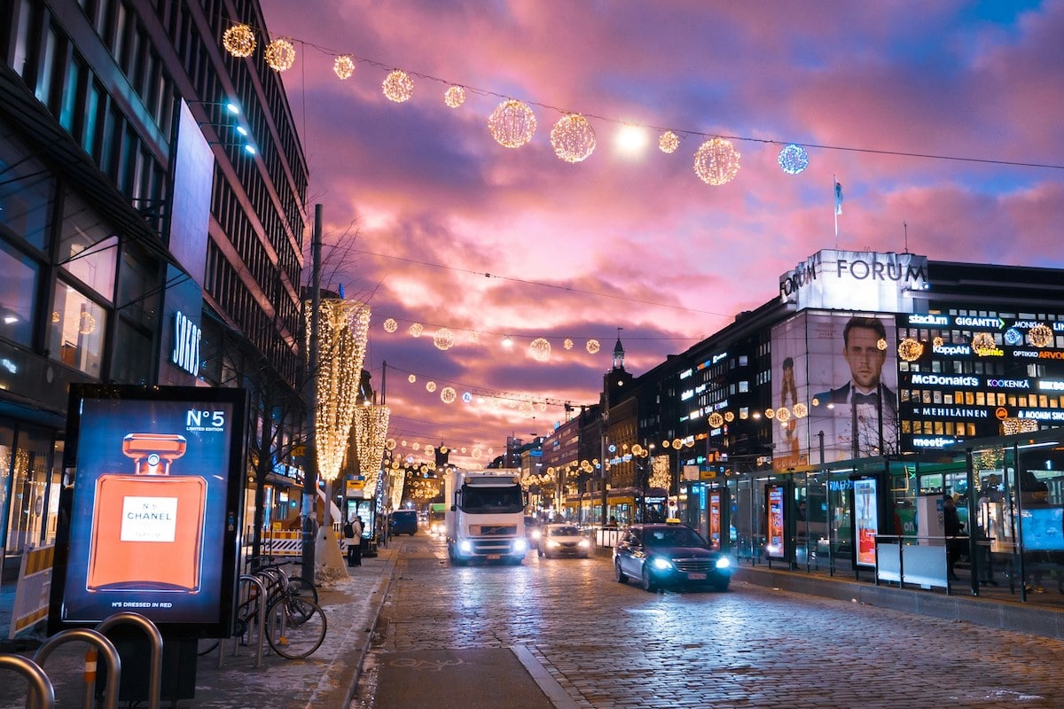 Straße in Helsinki