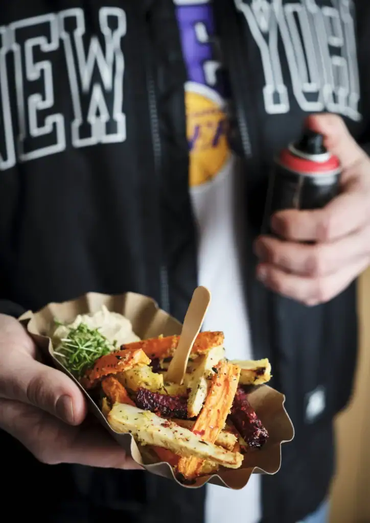 231207 Paul Denkhaus Fries 1035 scaled 1