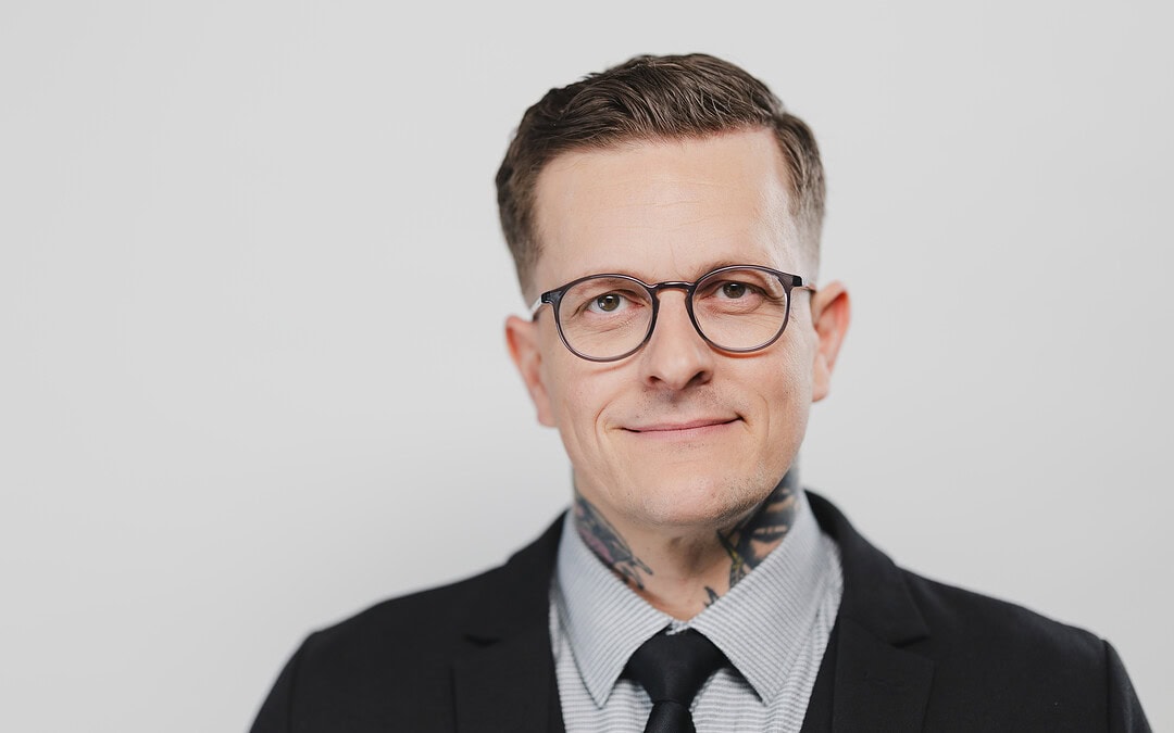 Menschen im Mittelpunkt: Wie die Fachstelle FEX Extremismus vorbeugt