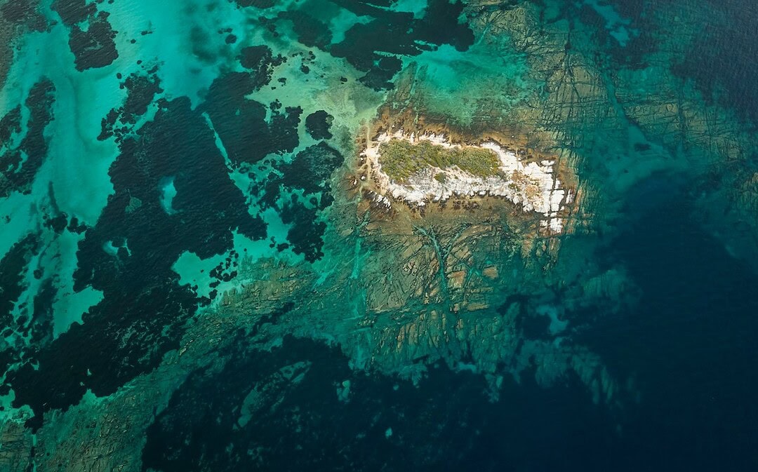 Marshallinseln führen Grundeinkommen ein, Gratis-Tickets für Fußballspiele