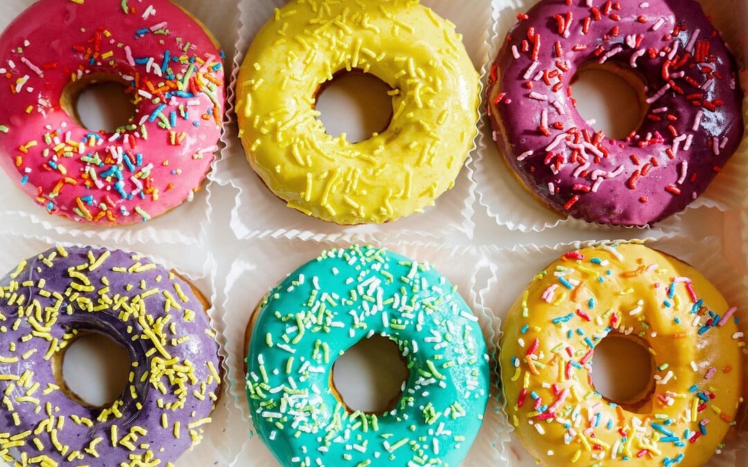 Großbritannien verbannt Junkfood-Werbung zum Schutz von Kindern