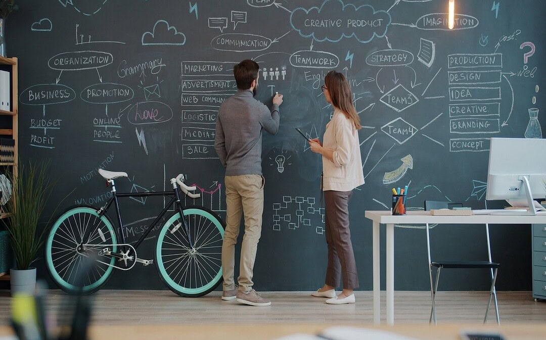 Gründungen in Deutschland auf Rekordniveau, kostenloser Zugverkehr in Kroatien