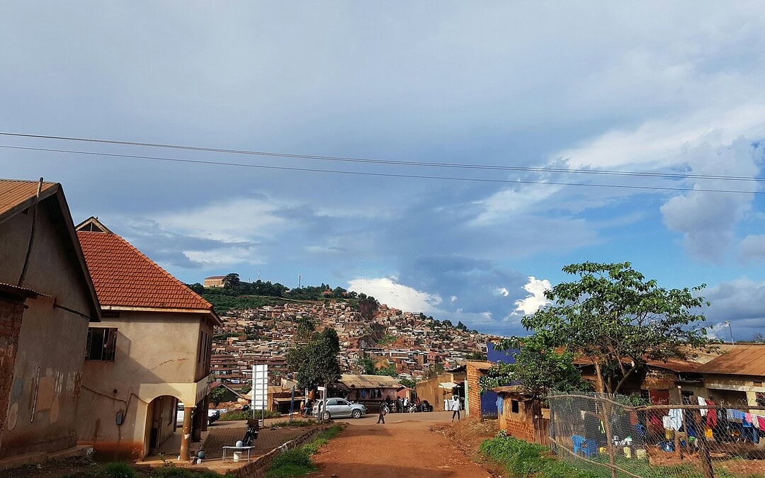 70 Prozent weniger HIV-Infektionen, Hanoi verbietet Verbrenner-Mopeds