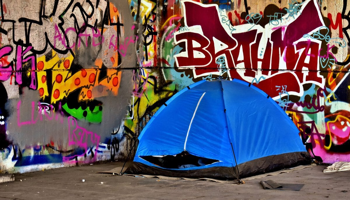 Ein neu gegründete Initiative will in Hamburg verhindern, dass obdachlose Menschen in Vergessenheit nach ihrem Ableben geraten.