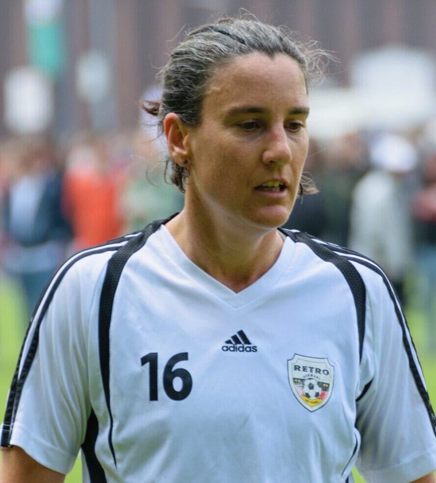 Birgit Prinz: Weltmeisterin, Vorbild und Wegbereiterin. Wie sie den Frauenfußball bis heute prägt.